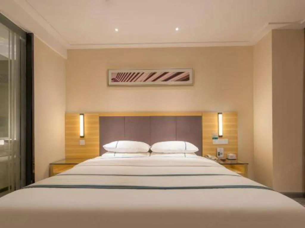 Bed in City Comfort Inn Dongguan Nancheng Tian'an Digital City