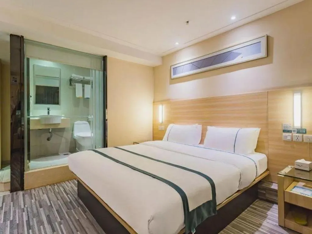 Bed in City Comfort Inn Dongguan Nancheng Tian'an Digital City