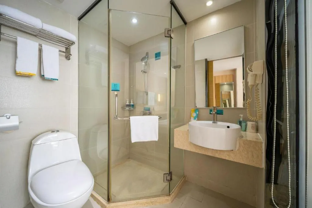 City Comfort Inn Maoming High Speed Railway Station Wenming Road