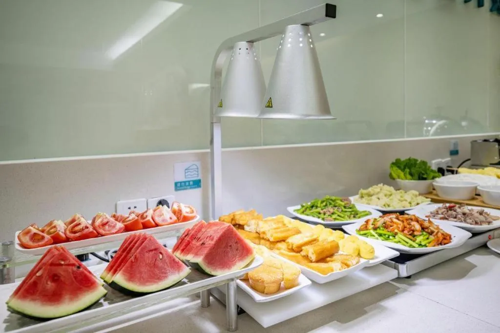 City Comfort Inn Maoming High Speed Railway Station Wenming Road