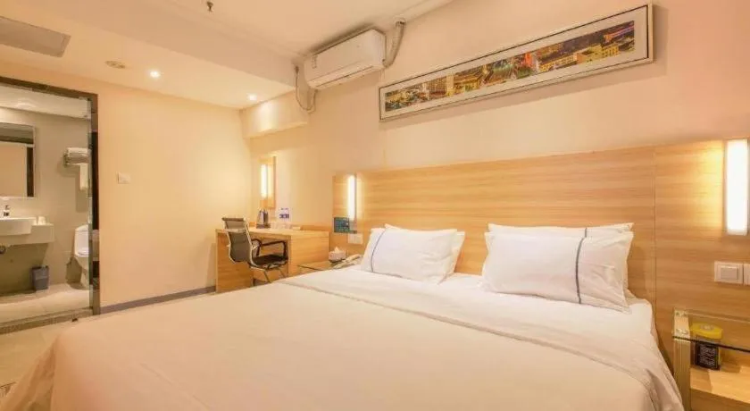 Bed in City Comfort Inn Wuhan Rui'an Street Metro Station