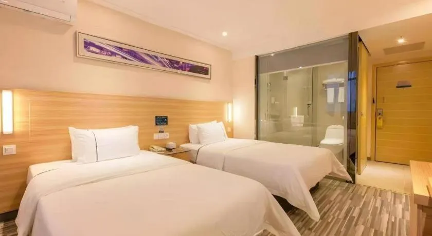 Bed in City Comfort Inn Wuhan Rui'an Street Metro Station