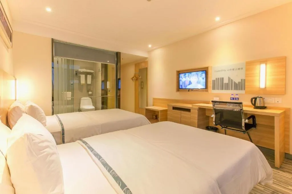 Bed in City Comfort Inn Wuhan Rui'an Street Metro Station