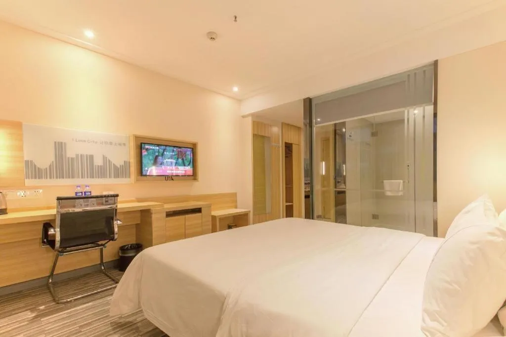 Bed in City Comfort Inn Wuhan Rui'an Street Metro Station