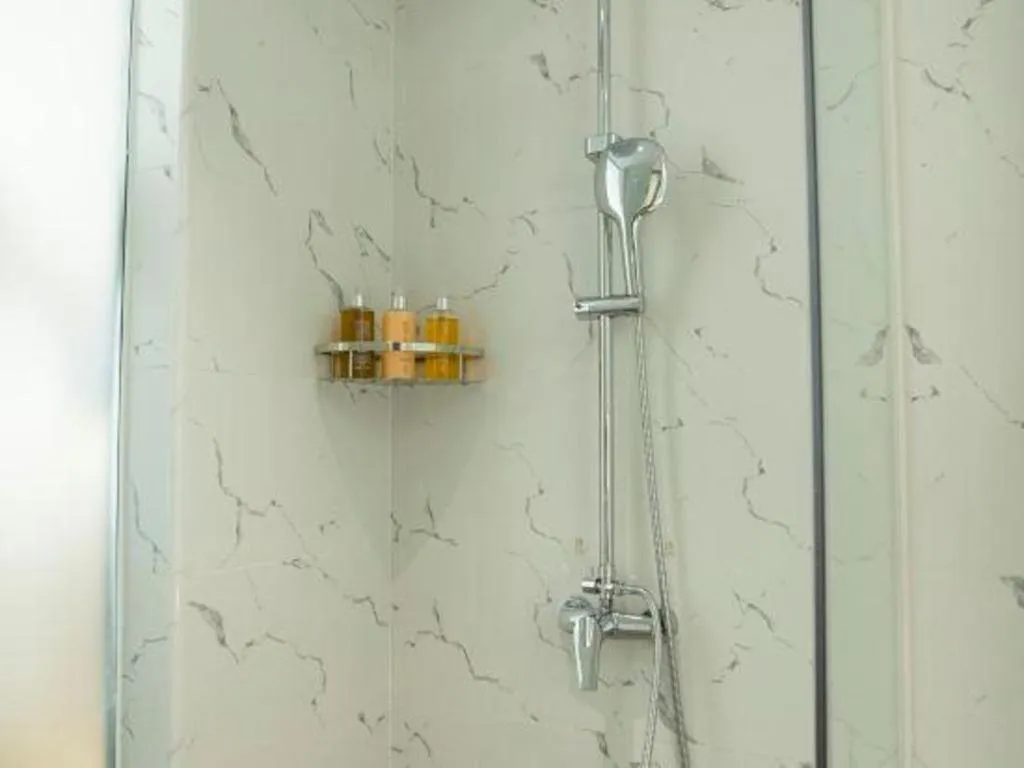 Borrman Hotel Zhuhai Gongbei Port Fuhuali Light Rail