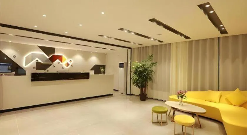 Borrman Hotel Zhuhai Gongbei Port Fuhuali Light Rail