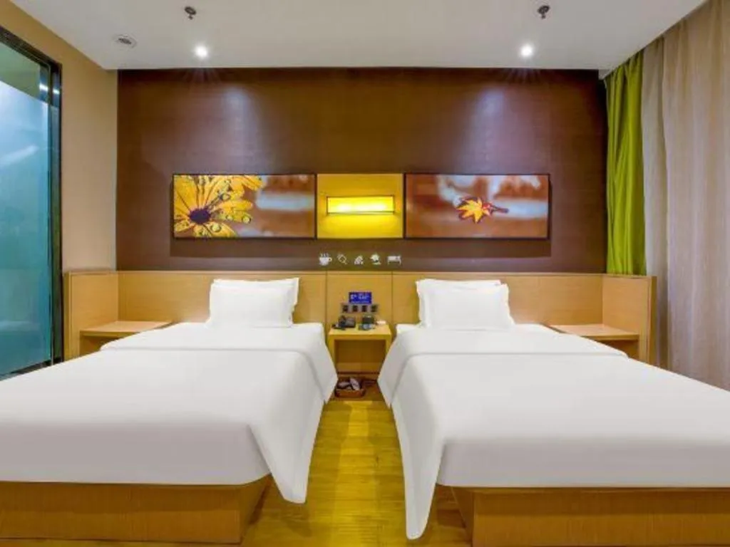 Bed in IU Hotel Taiyuan Changfeng West Street The Mixc