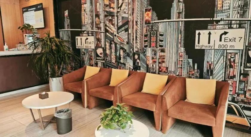 IU Hotel Taiyuan Changfeng West Street The Mixc