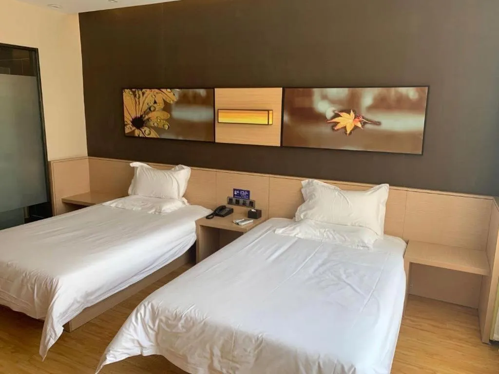 Bed in IU Hotel Taiyuan Changfeng West Street The Mixc