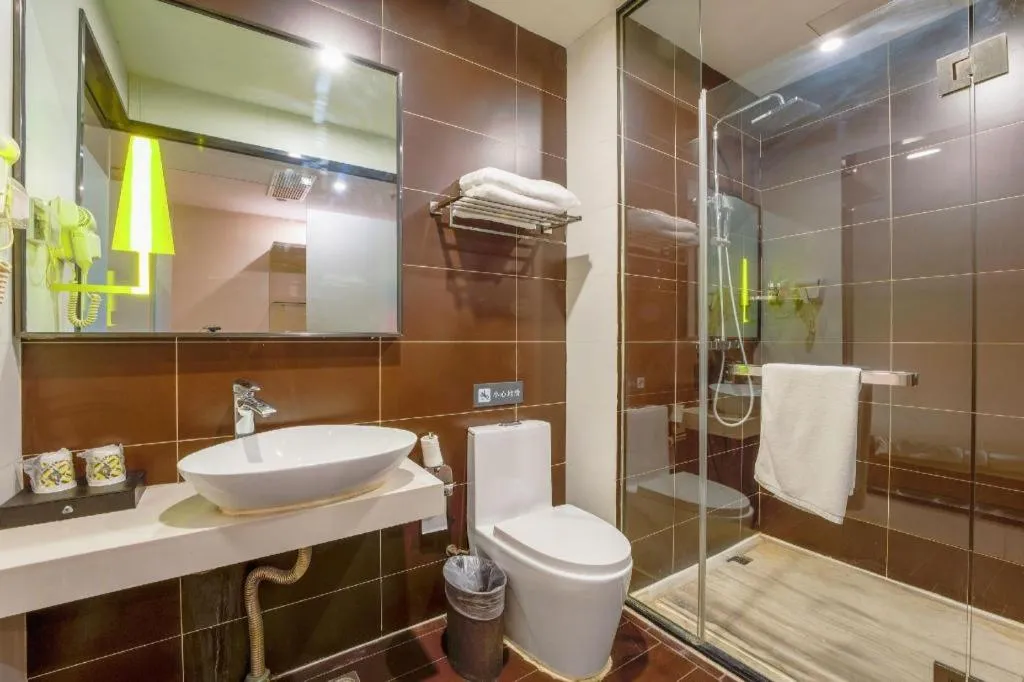 IU Hotel Taiyuan Changfeng West Street The Mixc