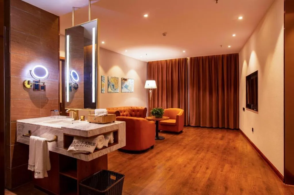 James Joyce Coffetel· Yinchuan International Exhibition Center Wanda Square Qinshui Street