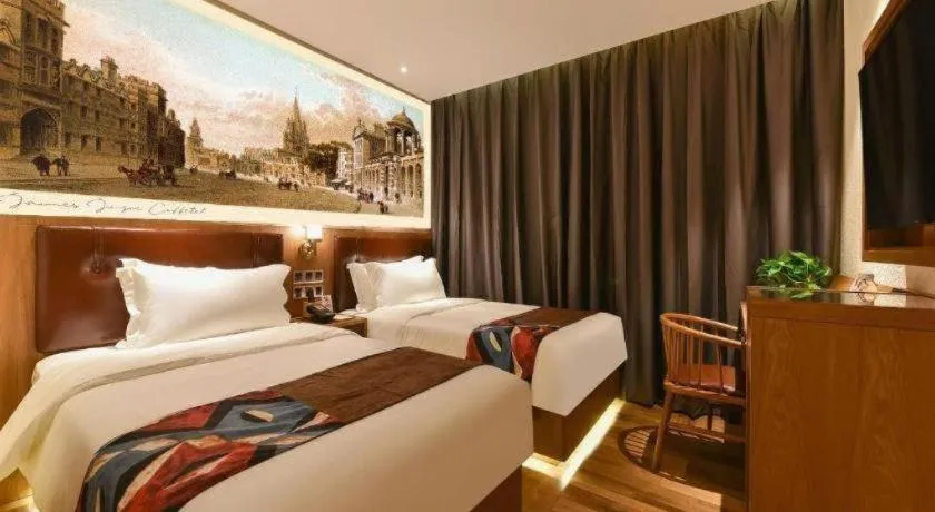 Bed in James Joyce Coffetel Beijing Station