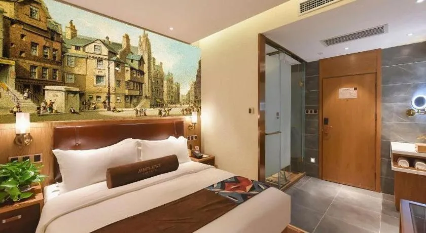 Bed in James Joyce Coffetel Beijing Station