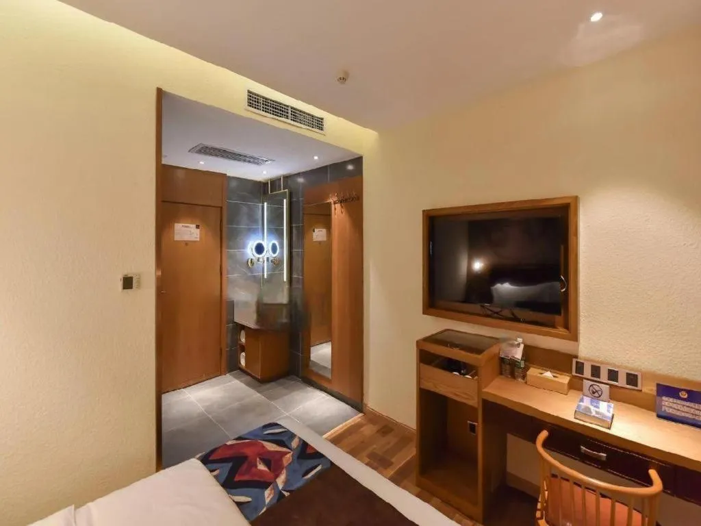 Bed in James Joyce Coffetel Beijing Station