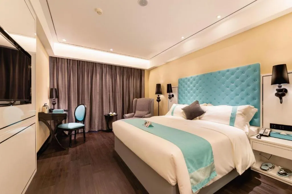 Bed in Xana Hotelle· Dalian Software Park University of Technology