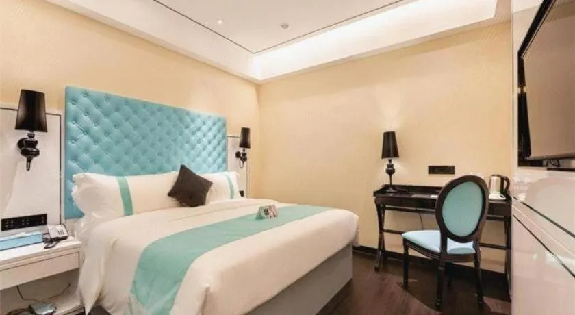 Bed in Xana Hotelle· Dalian Software Park University of Technology