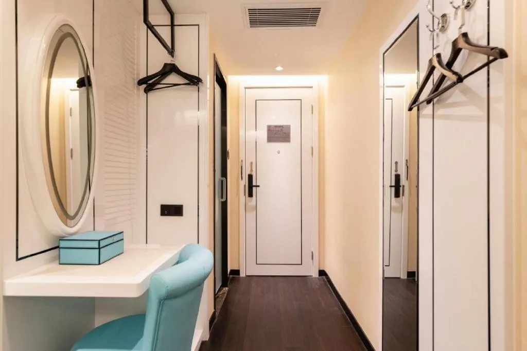 Xana Hotelle· Dalian Software Park University of Technology