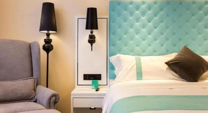 Bed in Xana Hotelle· Dalian Software Park University of Technology