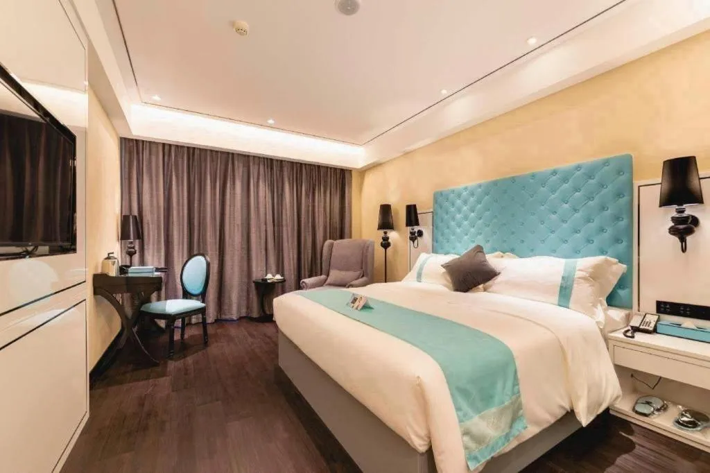 Bed in Xana Hotelle· Dalian Software Park University of Technology