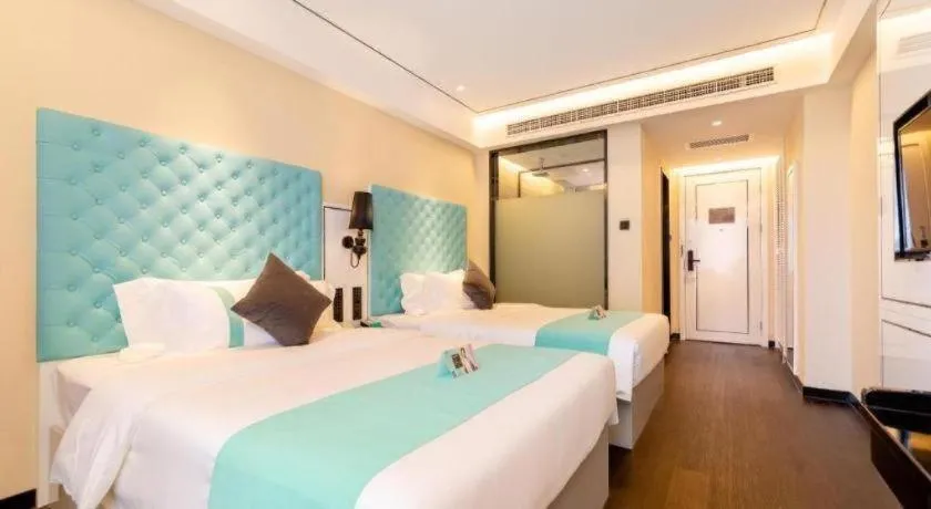 Bed in Xana Hotelle· Dalian Software Park University of Technology