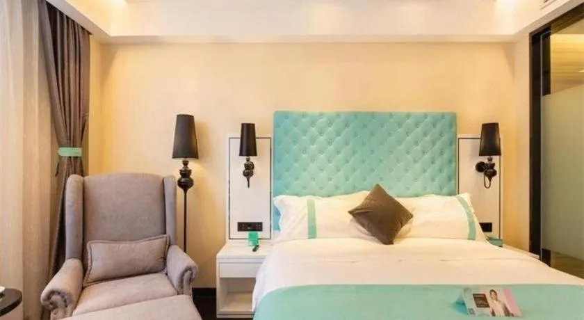 Bed in Xana Hotelle· Dalian Software Park University of Technology