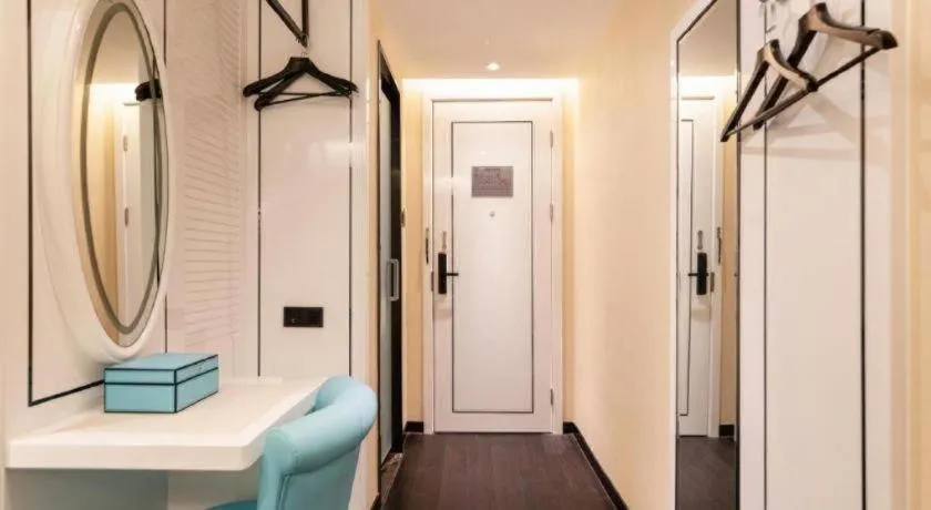 Xana Hotelle· Dalian Software Park University of Technology