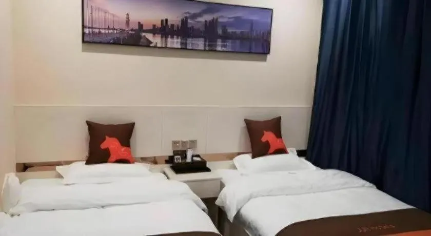 Bed in Jun Hotel Jiangsu Yangzhou Jiangdu District Xiaoji Town Yingtai Industrial Park
