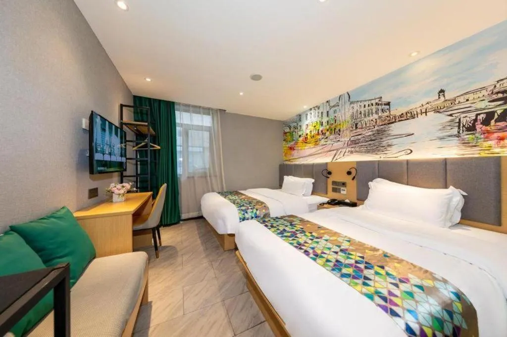 Bed in ZMAX Hotel Beijing Tongzhou Universal Tourist Resort Linheli Metro Station