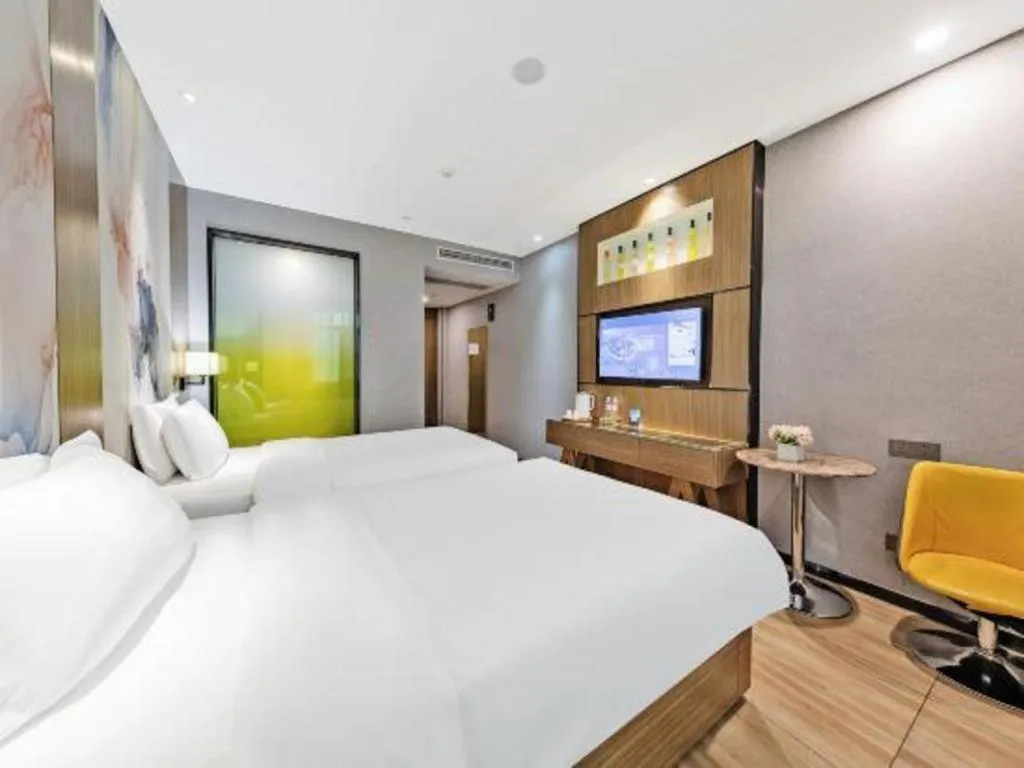 Bed in ZMAX Hotel Beijing Tongzhou Universal Tourist Resort Linheli Metro Station