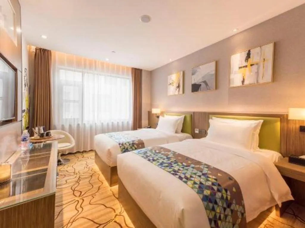 Bed in ZMAX Hotel Beijing Tongzhou Universal Tourist Resort Linheli Metro Station