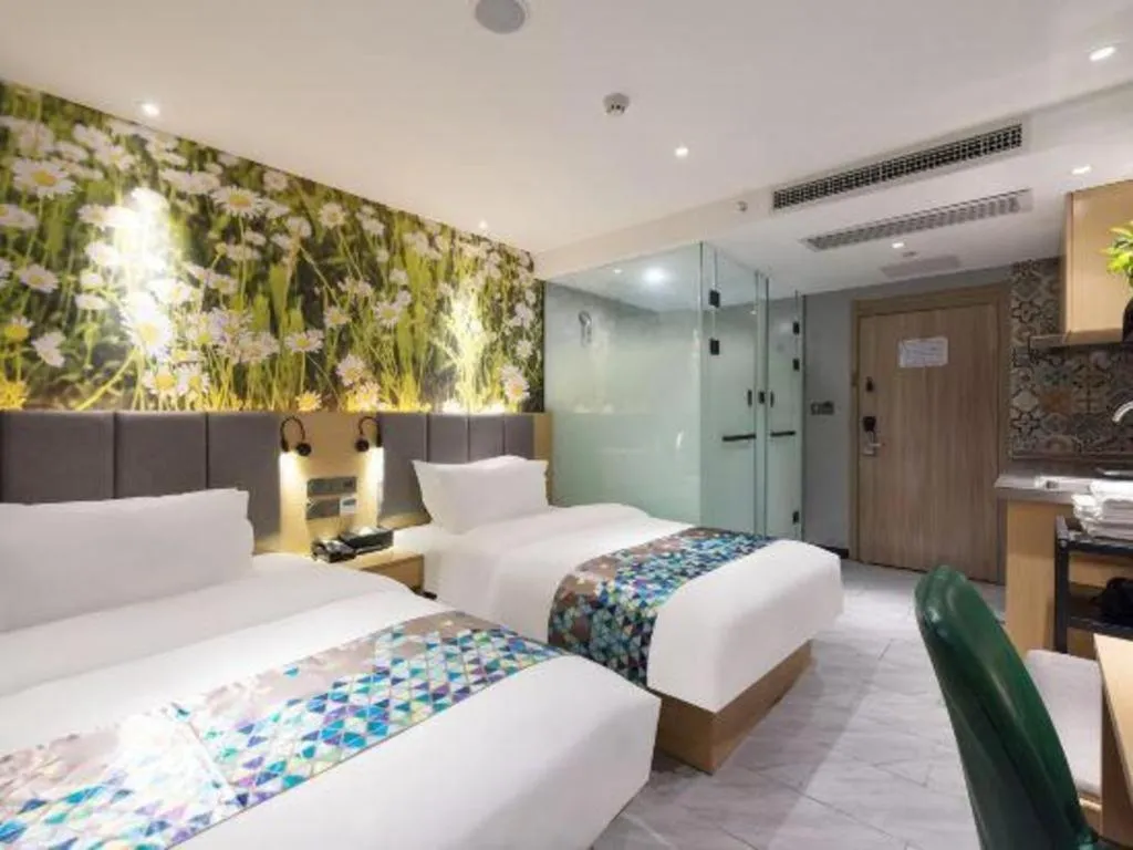 Bed in ZMAX Hotel Beijing Tongzhou Universal Tourist Resort Linheli Metro Station