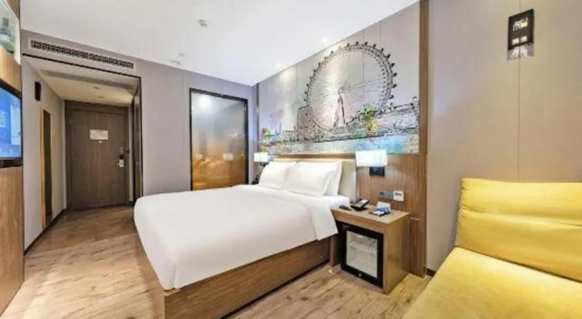 Bed in ZMAX Hotel Beijing Tongzhou Universal Tourist Resort Linheli Metro Station