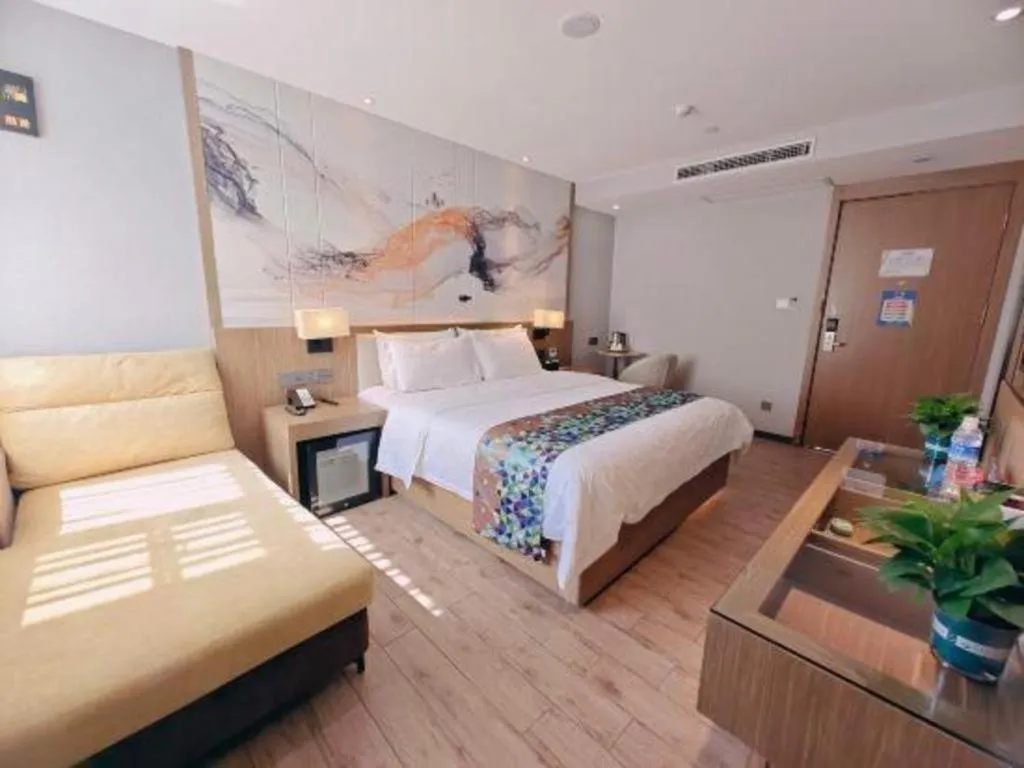 Bed in ZMAX Hotel Beijing Tongzhou Universal Tourist Resort Linheli Metro Station