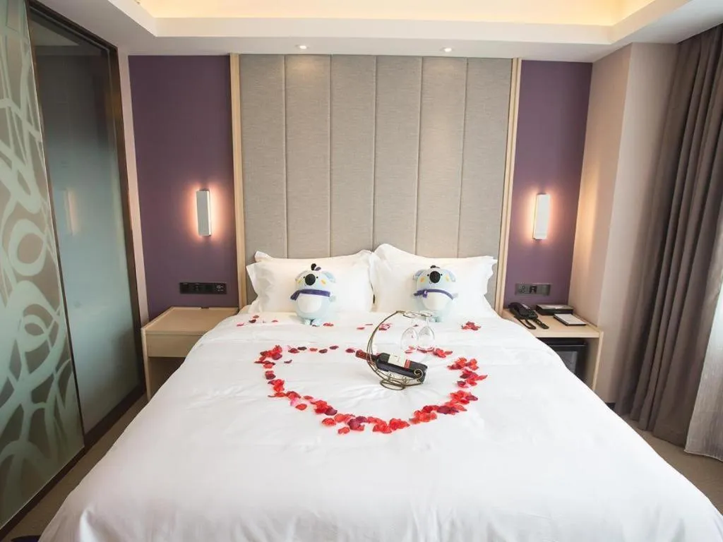 Bed in Lavande Hotels Xuzhou Yunlong Wanda Medical University