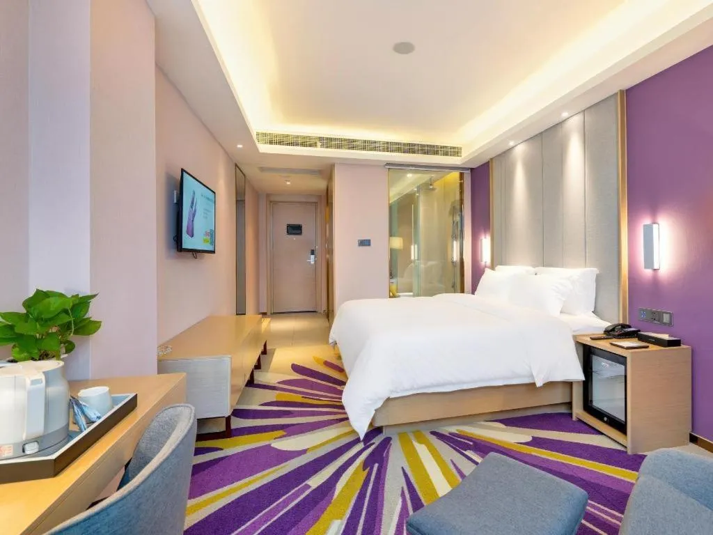 Bed in Lavande Hotel Lu County High-Speed Railway Station Wanhu Daduhui