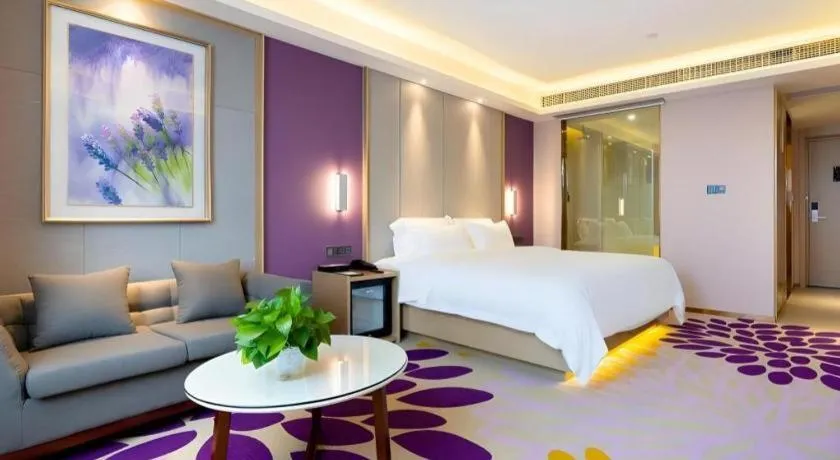 Bed in Lavande Hotel Lu County High-Speed Railway Station Wanhu Daduhui