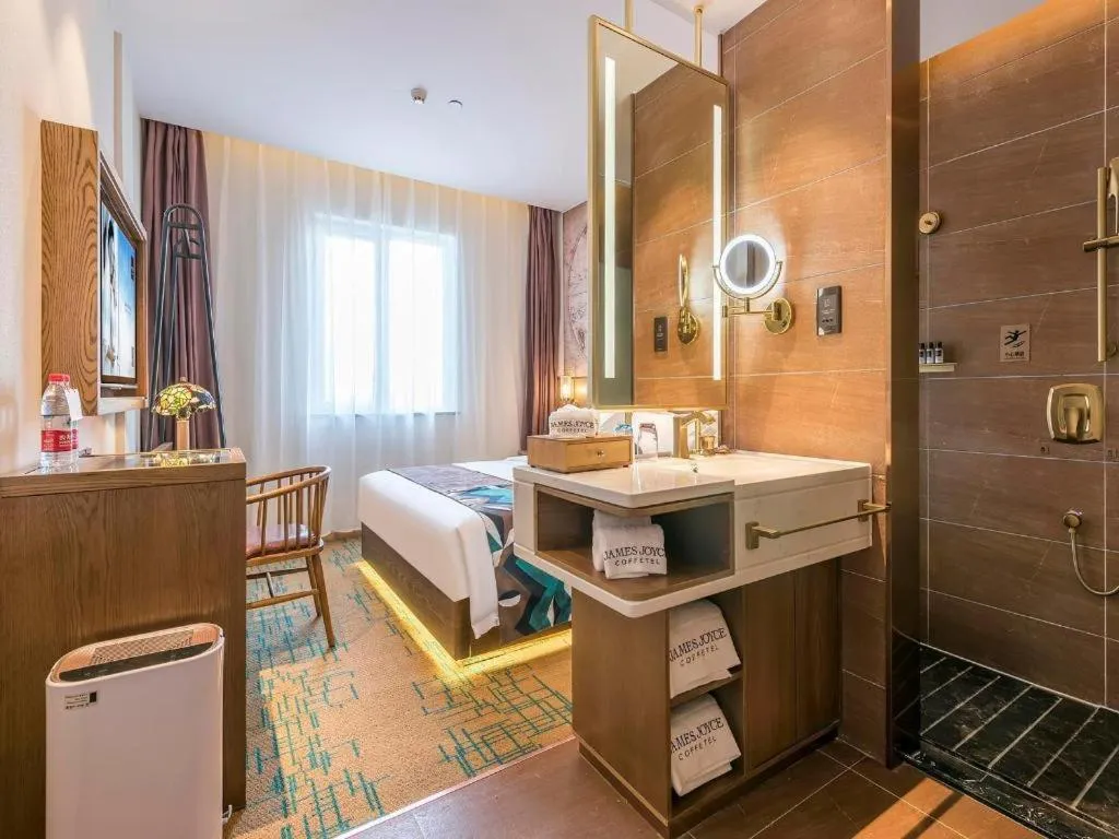 James Joyce Coffetel Beijing Pinggu Hospital Century Square