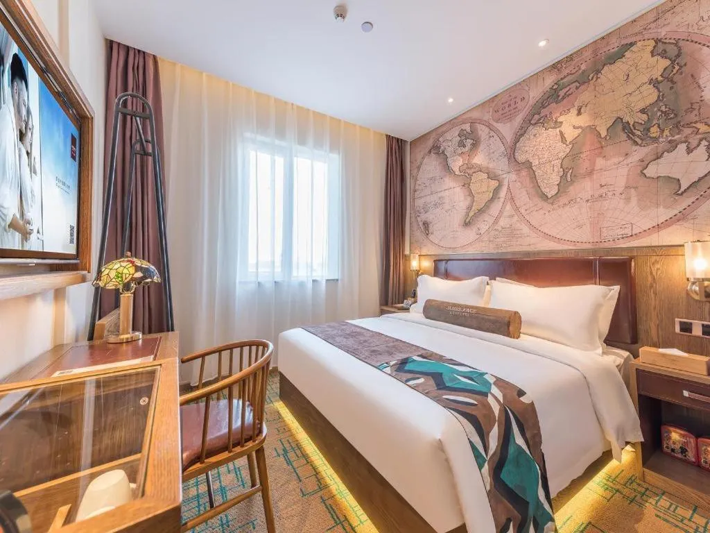 Bed in James Joyce Coffetel Beijing Pinggu Hospital Century Square