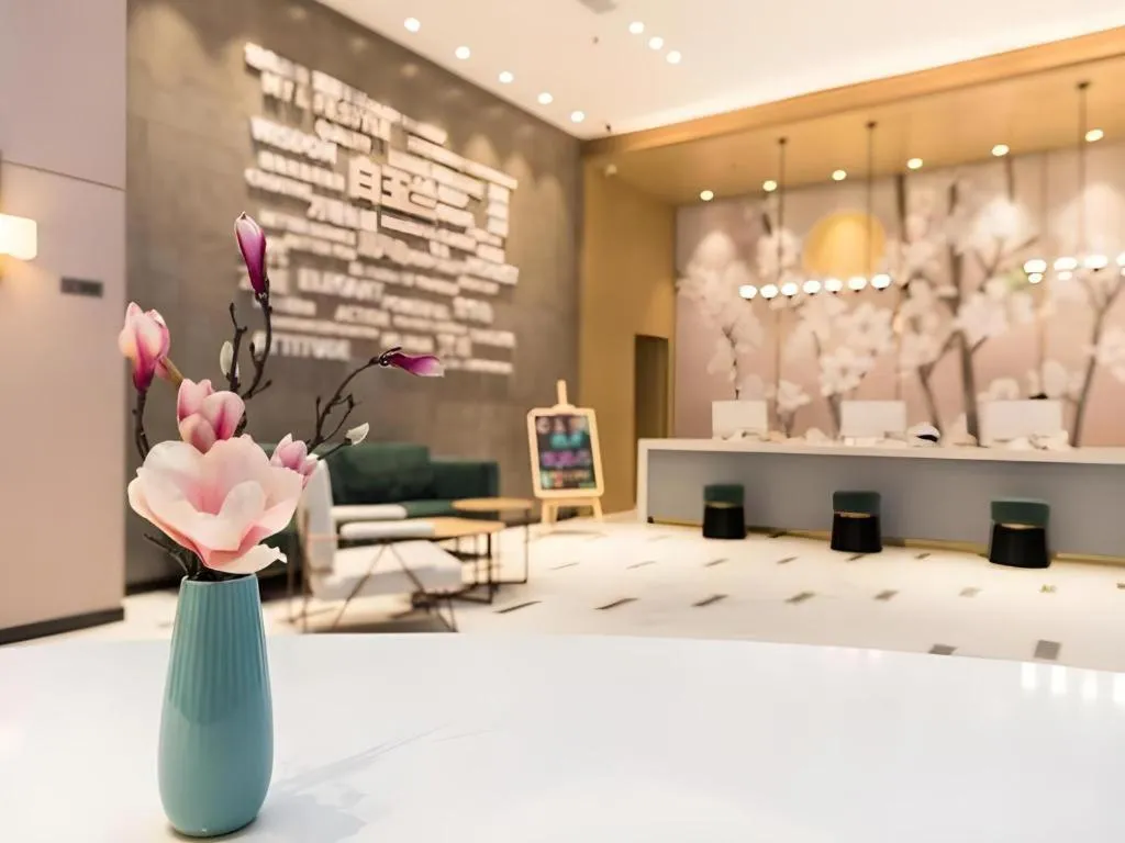 Magnotel Huludao Xingcheng Central Square Wenquan Street