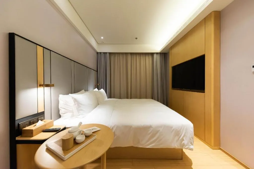 JI Hotel Shanghai Shangcheng Road Metro Station