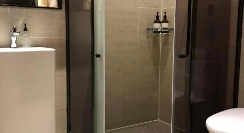 JI Hotel Shanghai Shangcheng Road Metro Station