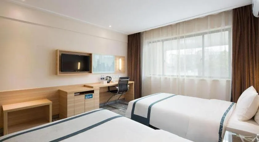Bed in City Comfort Inn Changsha Yuelu Mountain Meixi Lake Park