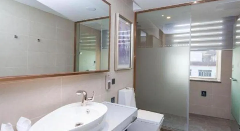 Lavande Hotel Guangzhou Zengchen Xintang Light Railway Station