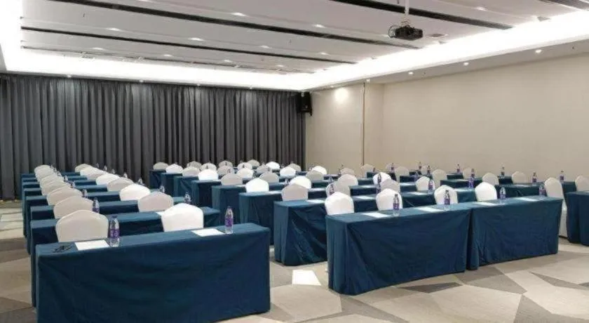 Lavande Hotel Guangzhou Zengchen Xintang Light Railway Station