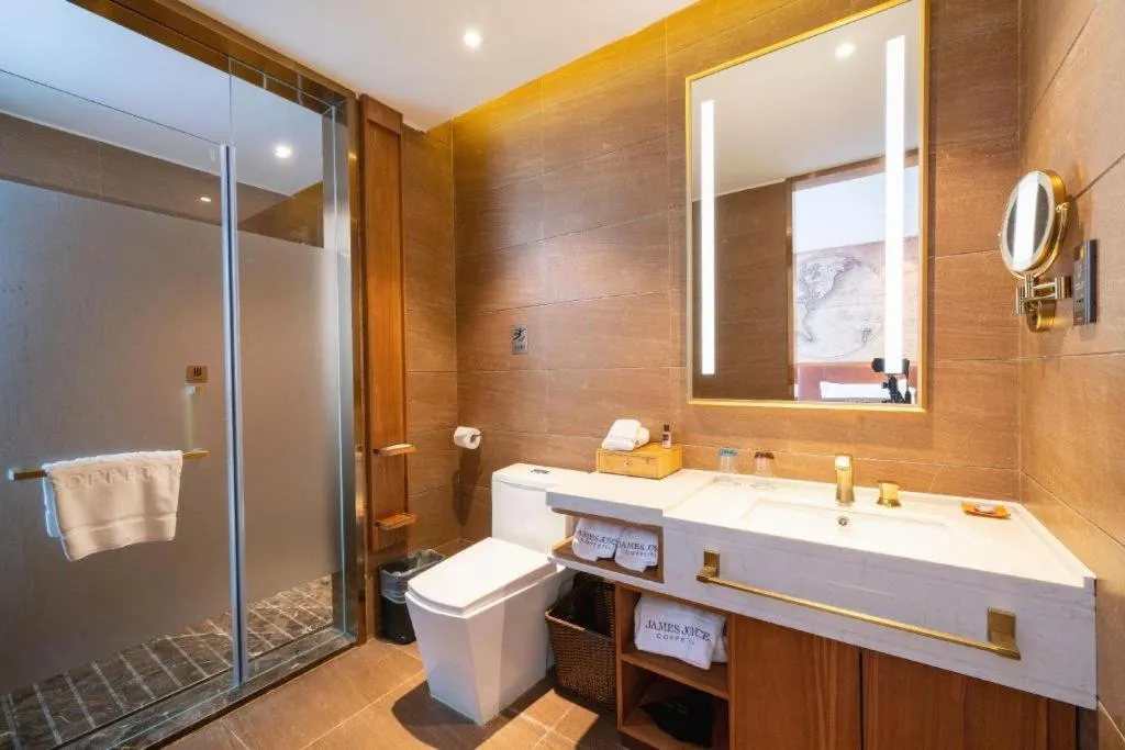 James Joyce Coffetel Shenyang North Railway Station Qishan Road Metro Station