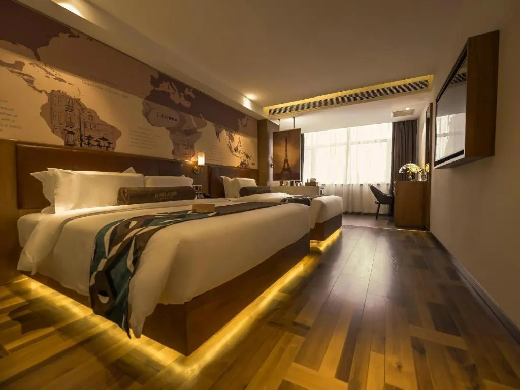 Bed in James Joyce Coffetel Shenyang North Railway Station Qishan Road Metro Station