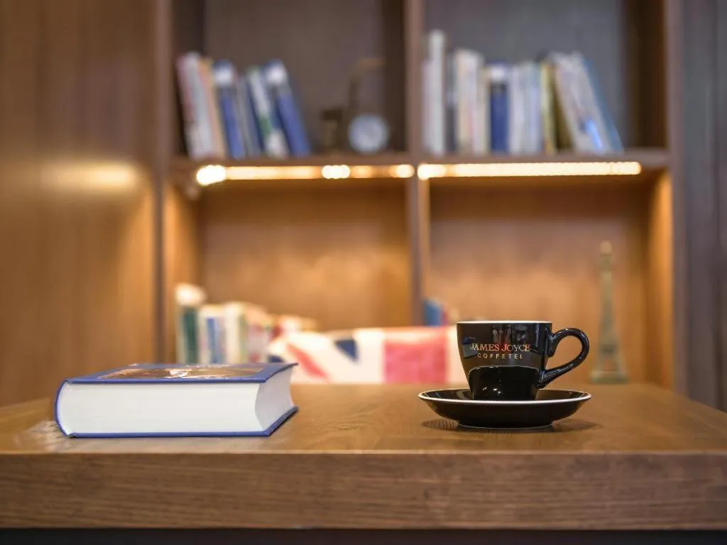 James Joyce Coffetel Shenyang North Railway Station Qishan Road Metro Station