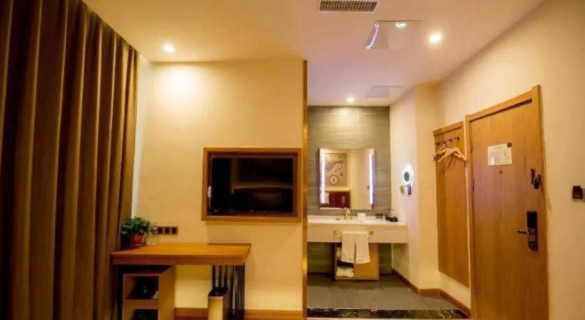 James Joyce Coffetel Harbin Central Street