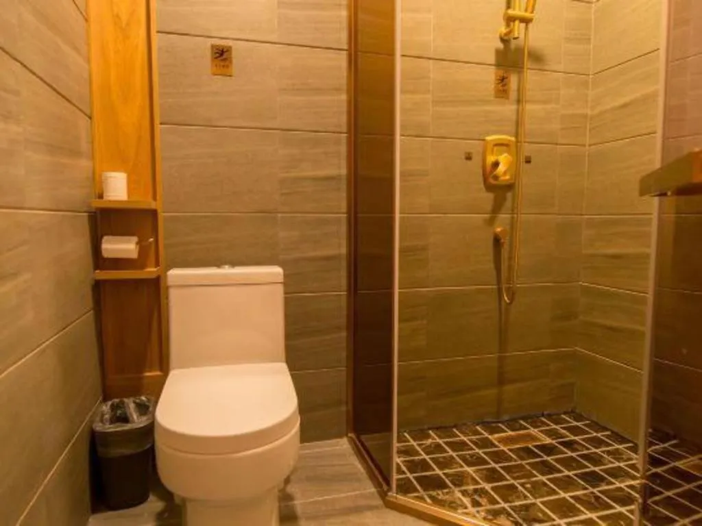 James Joyce Coffetel Harbin Central Street