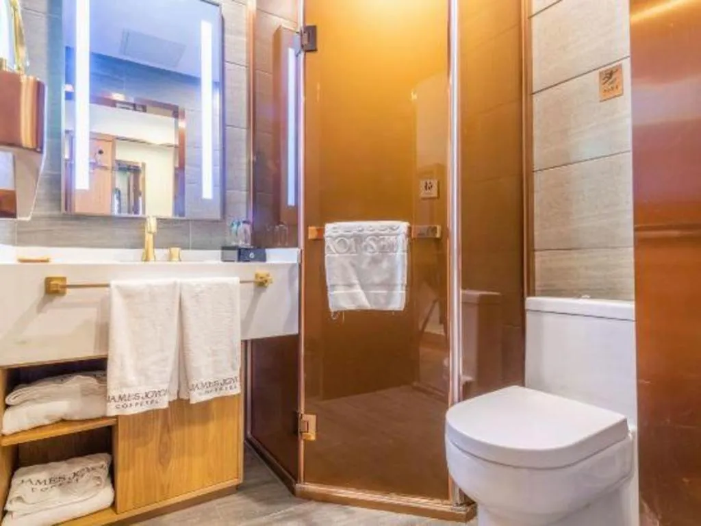 James Joyce Coffetel Harbin Central Street